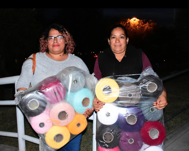 Entrega Teresa Jiménez estambre en Aguascalientes