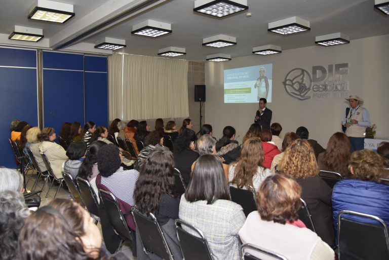 DIF estatal colabora con Inegi a través de capacitaciones a voluntariado 