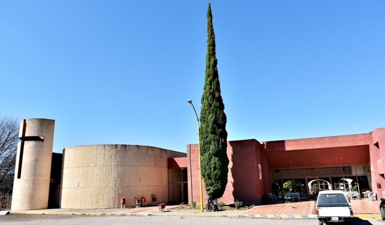 Otorgan apoyo económico a organización civil