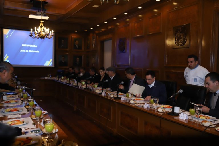 Encabeza Martín Orozco primera reunión de 2020 con su gabinete en Aguascalientes