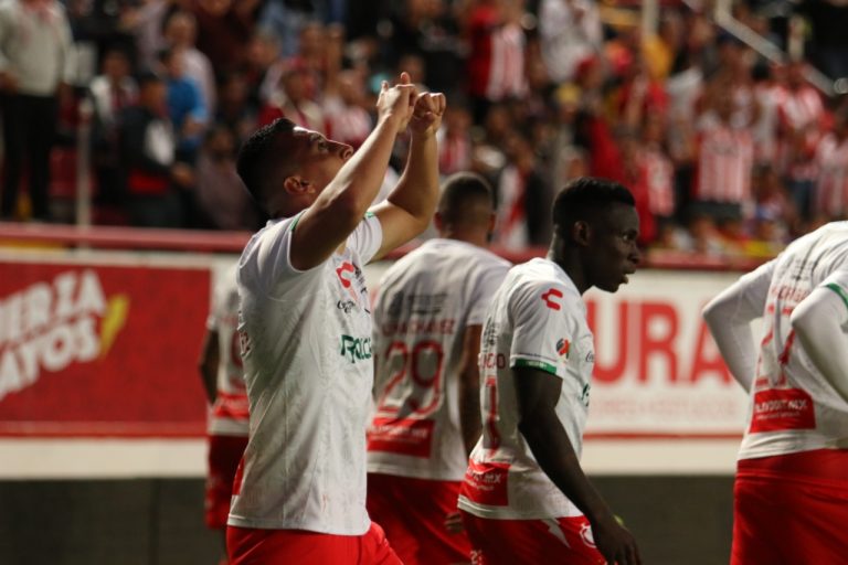 Empatan Necaxa y San Luis 