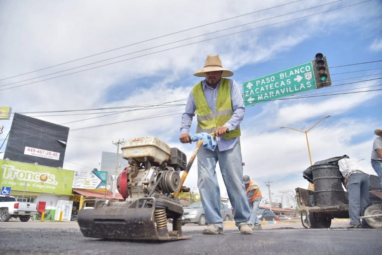 Inicia obras de mantenimiento en avenida Guadalupe en Jesús María 