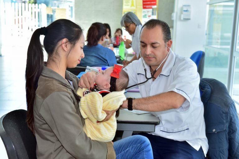 Respalda CEN panista decisión de no entregar servicios de salud a la Federación