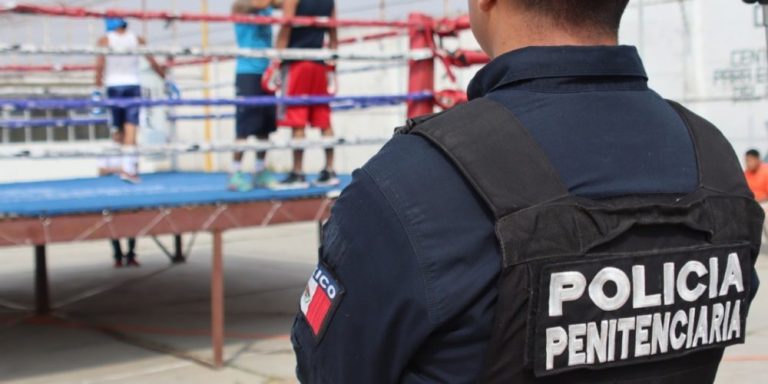 Fomentan deporte entre jóvenes privados de su libertad