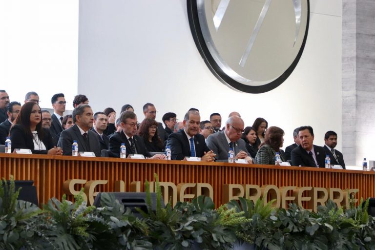 Martín Orozco asistió al 3er Informe de Actividades del rector de la Autónoma de Aguascalientes