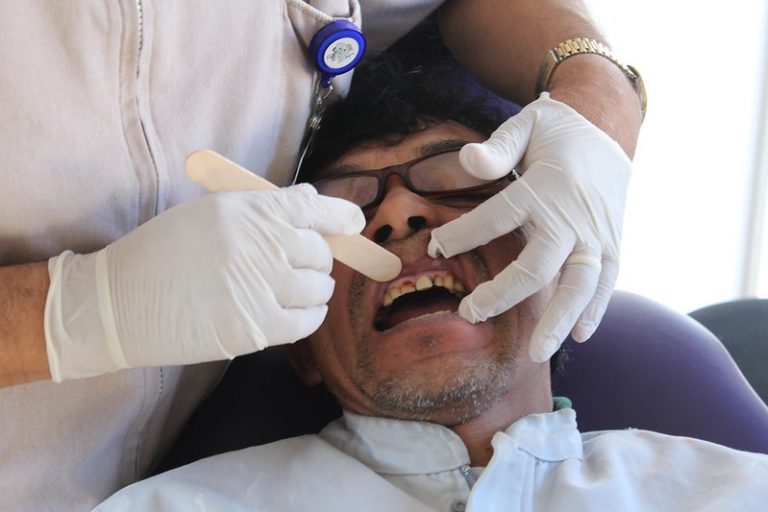 El 90% de los aguascalentenses tienen algún problema de salud dental