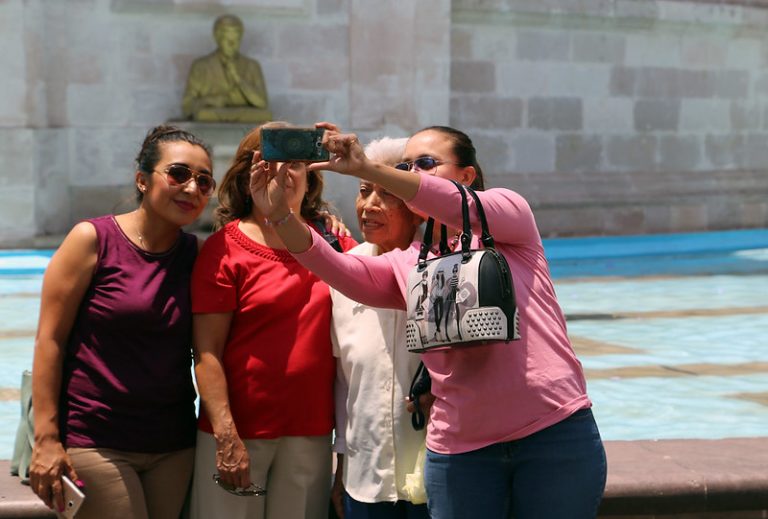 ¿Qué tan felices somos los mexicanos? Bajó .1 el índice de satisfacción de la vida