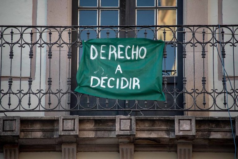 Aplauden en Aguascalientes proyecto en Cámara de Diputados en favor de la legalización del aborto
