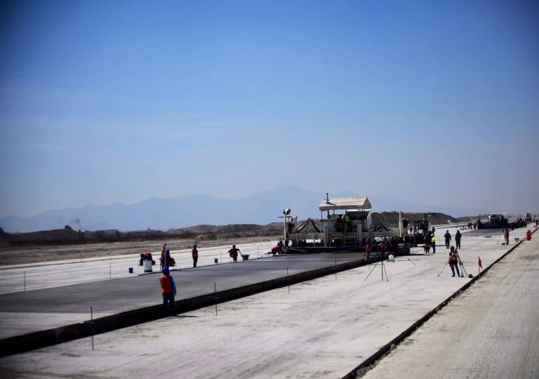 López Obrador se compromete a inaugurar el 21 de marzo de 2022 el Aeropuerto Felipe Ángeles