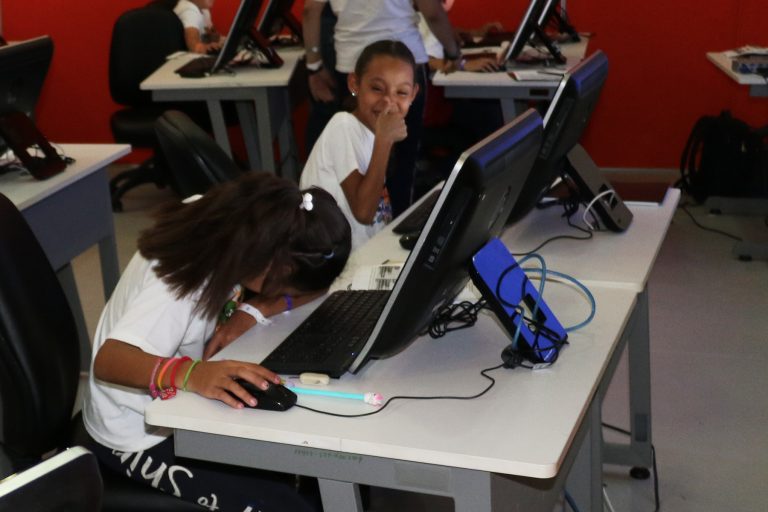 Curso de programación para niñas en Museo Descubre 