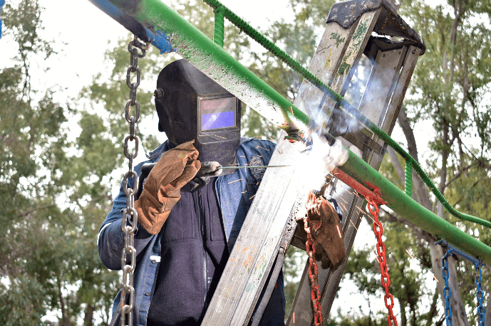 Rehabilita municipio espacios públicos en la comunidad Calvillito