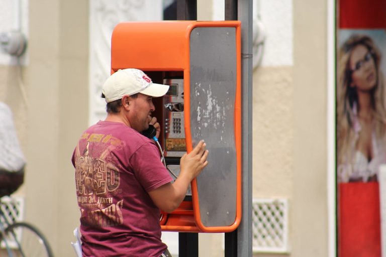 Taller sobre extorsión telefónica en Asientos, Aguascalientes