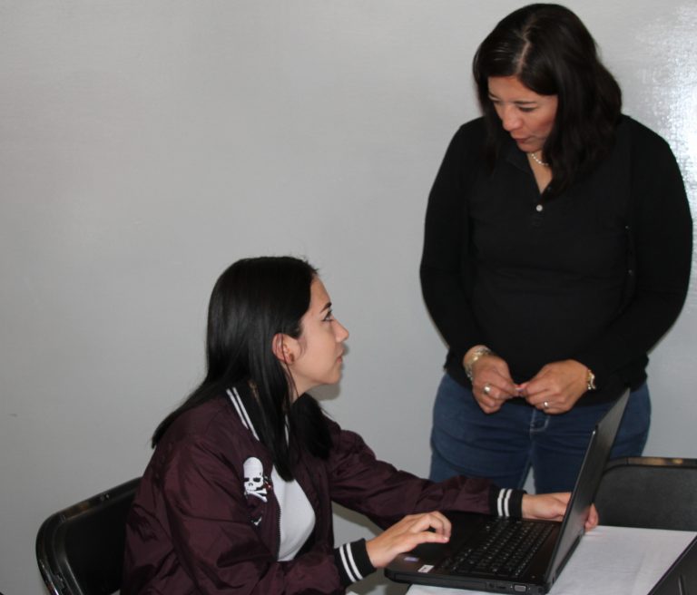 Con prepa en línea-SEP estudia el bachillerato a través de internet