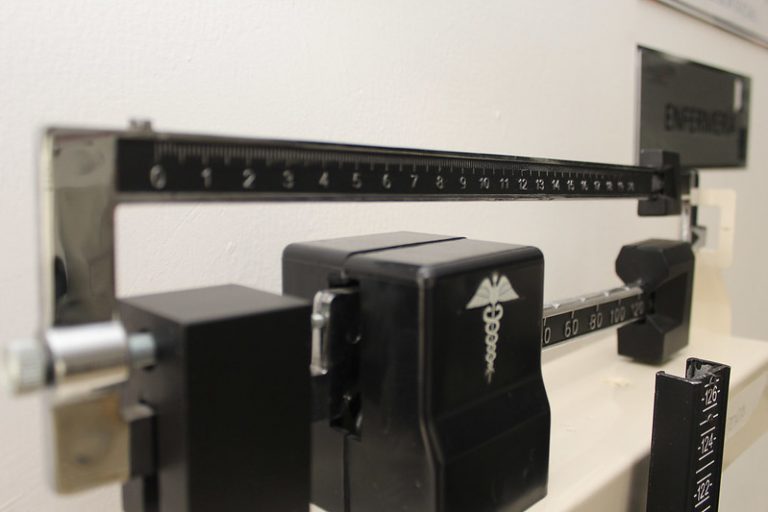 Sobrepeso infantil, problemática derivada de la nula educación alimenticia