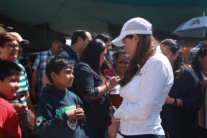 Recorre el tianguis de la Insurgentes Teresa Jiménez