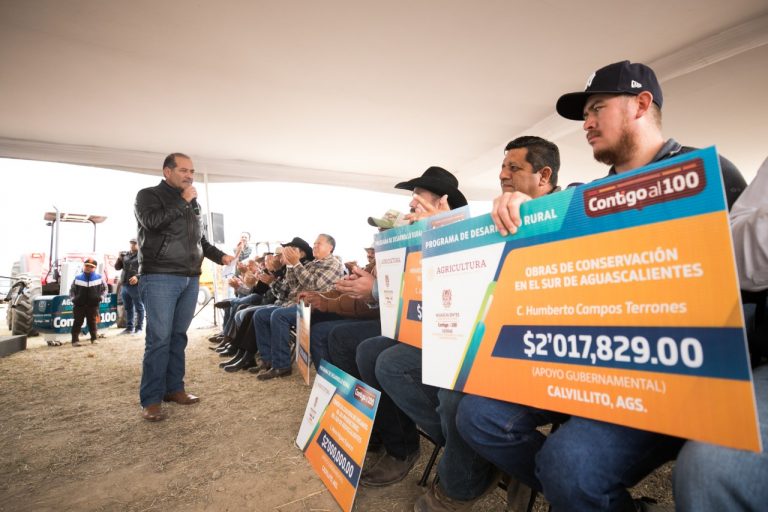 Destinan más de 11 millones de pesos a productores de leche del sur de Aguascalientes 