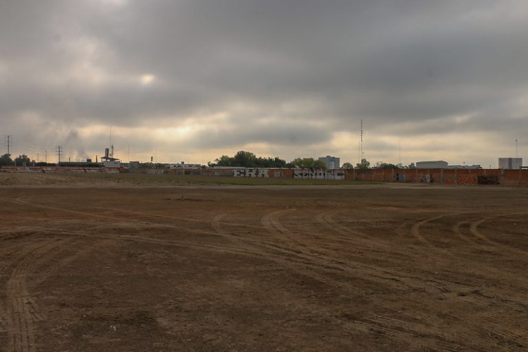 Estancada, la venta de terrenos del FIADE: apenas 2 de 35