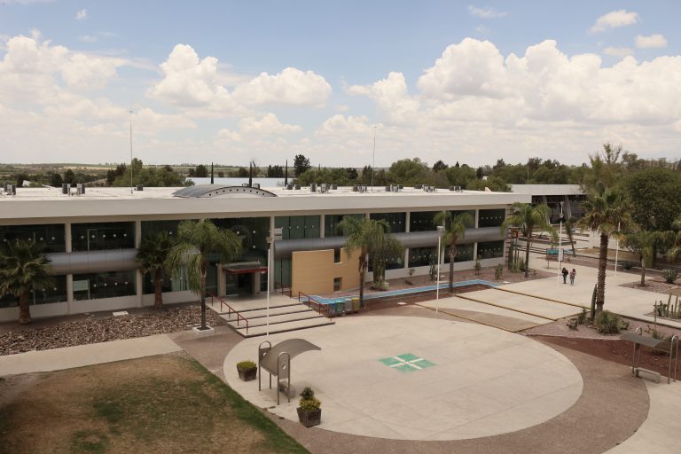 UTA es sede regional de la certificación del Examen de Conocimiento de Francés  