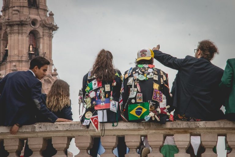 UPA seguirá impulsando programas para intercambio con España 