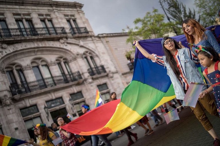 Aprueban matrimonio igualitario en Querétaro, sigue pendiente legislación en Aguascalientes