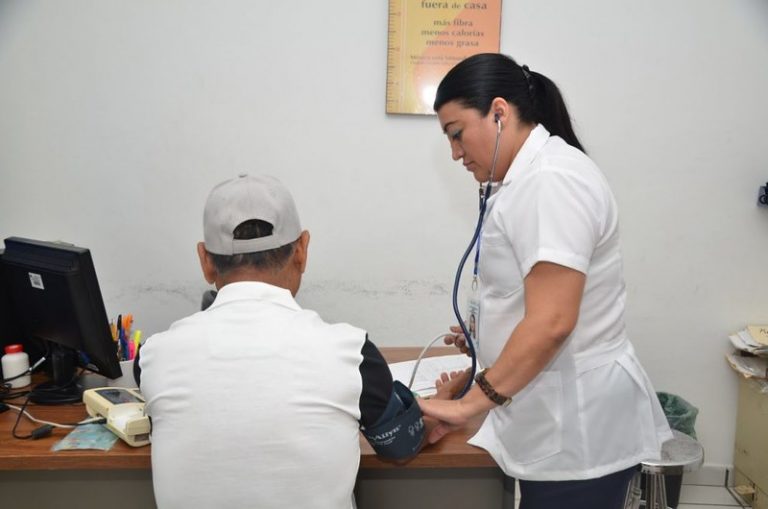 Covid-19: héroes de la salud necesitan protección: ONU