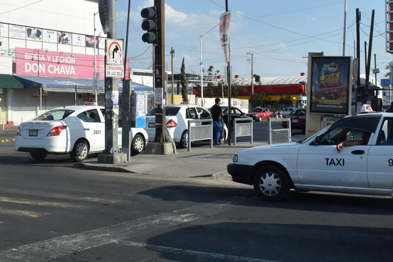 Algunos taxistas dejarán de laborar ante el Covid-19 en Aguascalientes