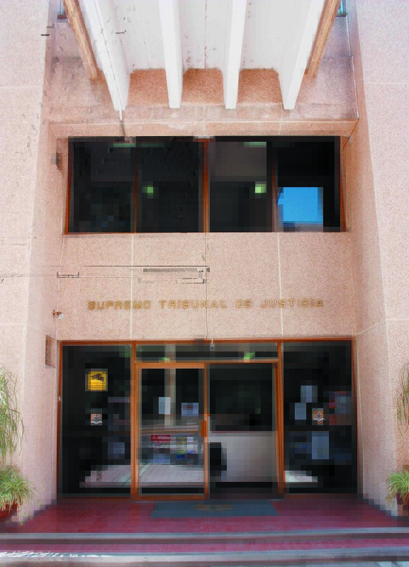 Pleno del Supremo Tribunal de Justicia ordena suspensión de actividades del 1 al 17 de abril 