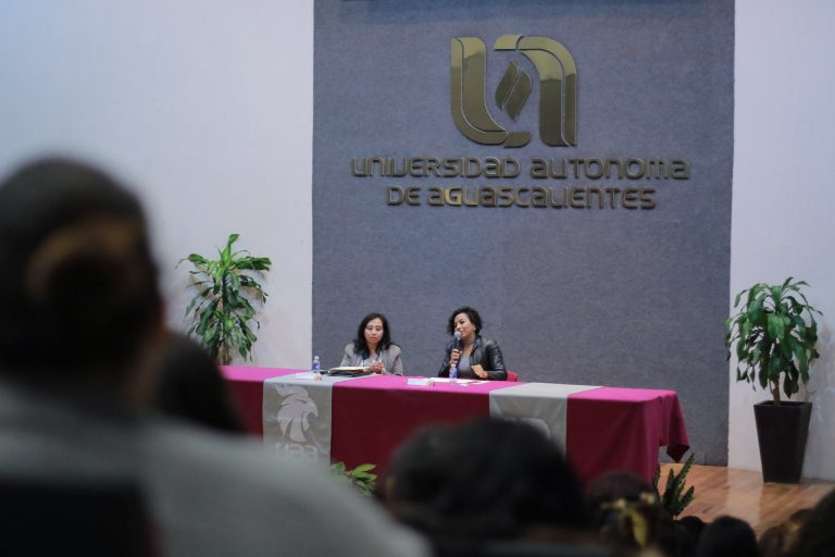 Convenio de colaboración entre la UTA y Mujeres Empresarias Mexicanas A.C   