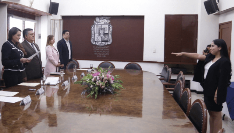 Tomaron protesta a los integrantes de la Junta de Gobierno del Imjuva