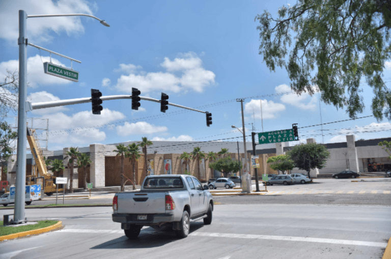 Instalarán semáforos en 7 cruces de la ciudad de Aguascalientes