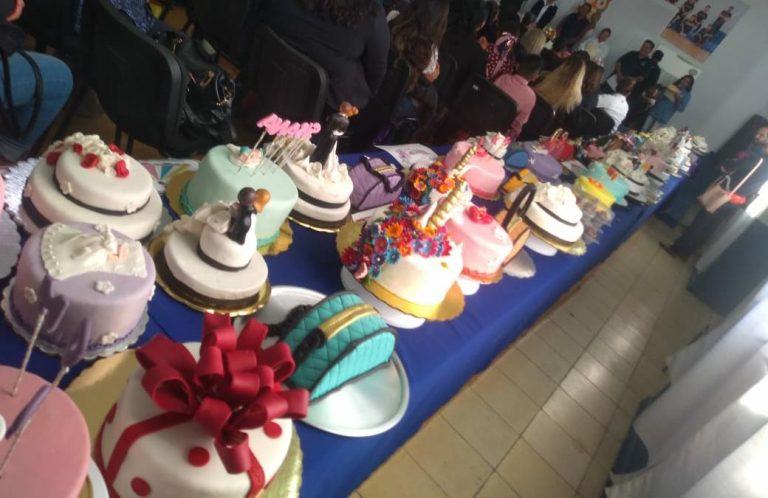 Entregaron diplomas y reconocimientos a participantes de Centros Crecer