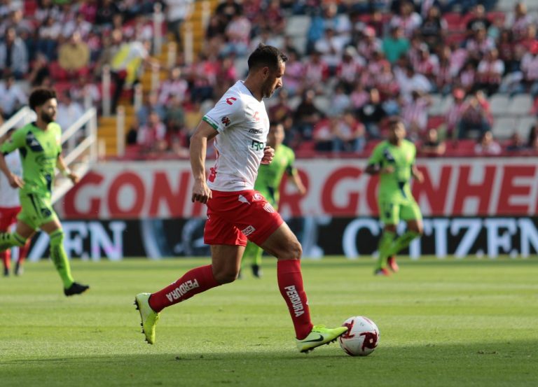 Necaxa cae ante Monarcas en Aguascalientes