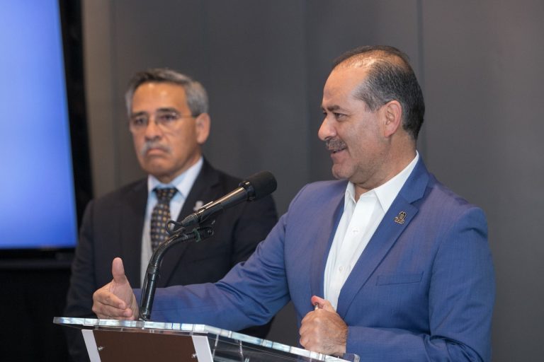 Aguascalientes firma convenio de no adhesión al Insabi