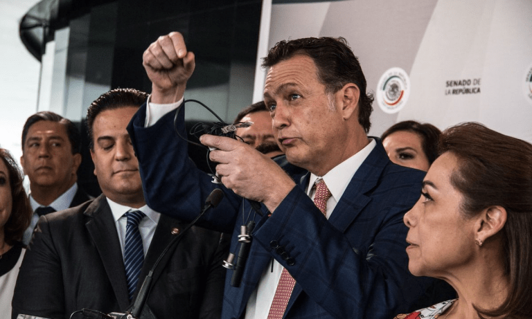 Los cables de la “oreja” que todo lo escucha