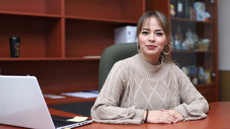 Ofrecen apoyos a mujeres emprendedoras y microempresarias