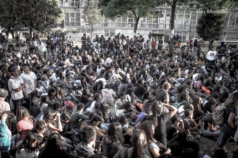 El régimen jurídico de las universidades debe ser definido constitucionalmente   