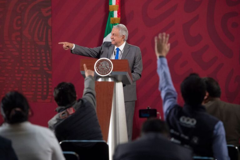 El compromiso de AMLO sobre generar dos millones de empleos en nueve meses es utópico