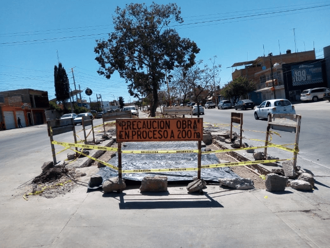 Municipio de Aguascalientes rehabilita vialidades principales