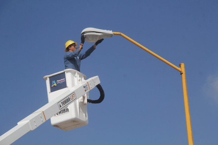 Intensifican trabajo de mantenimiento de alumbrado público en Aguascalientes