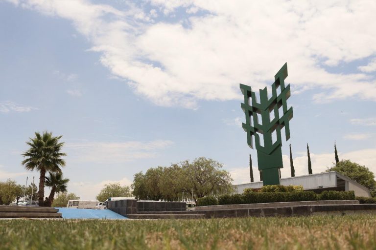 UTA se capacita en el uso de nueva herramienta digital para la enseñanza   