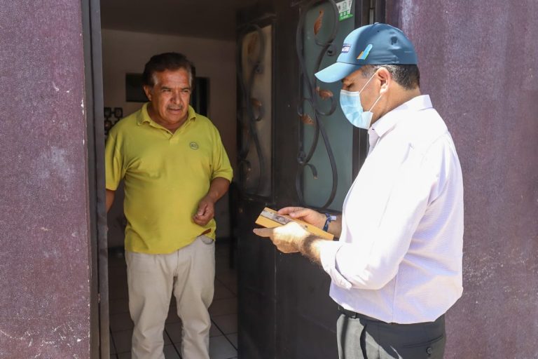 Gobierno de Aguascalientes entrega apoyos a personas vulnerables