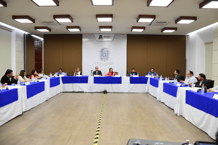 Acciones de sanitización en áreas públicas de municipios de Aguascalientes