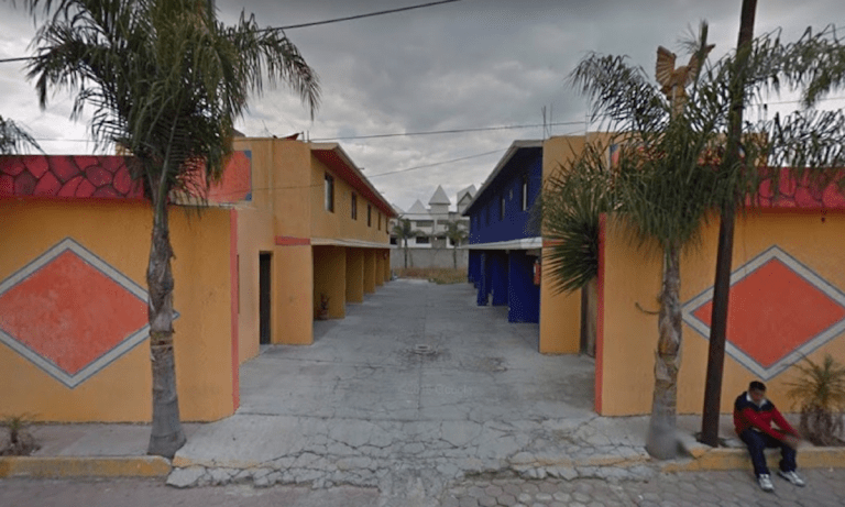 Bienvenidos al Hotel Sagitario: Aquí te mata el SIDA o te mata el Covid