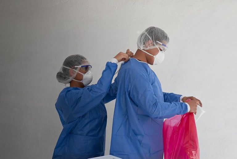 Issea confirma contagios de coronavirus en personal médico de Aguascalientes