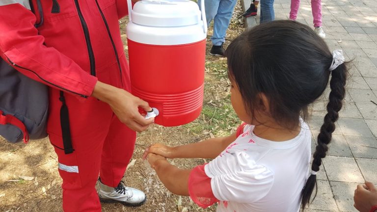 Efectos sicológicos del confinamiento en la niñez, dependen del hogar