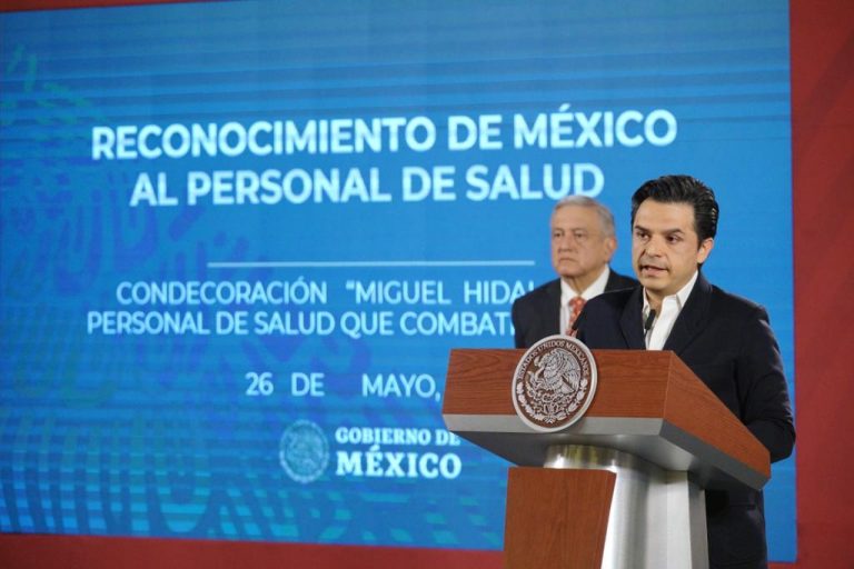 Presentan al jurado calificador de la condecoración Miguel Hidalgo