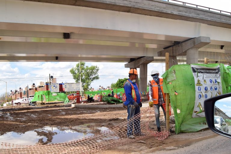 Camina flujo continuo, se prevé que en agosto comience la construcción de otro puente en Aguascalientes