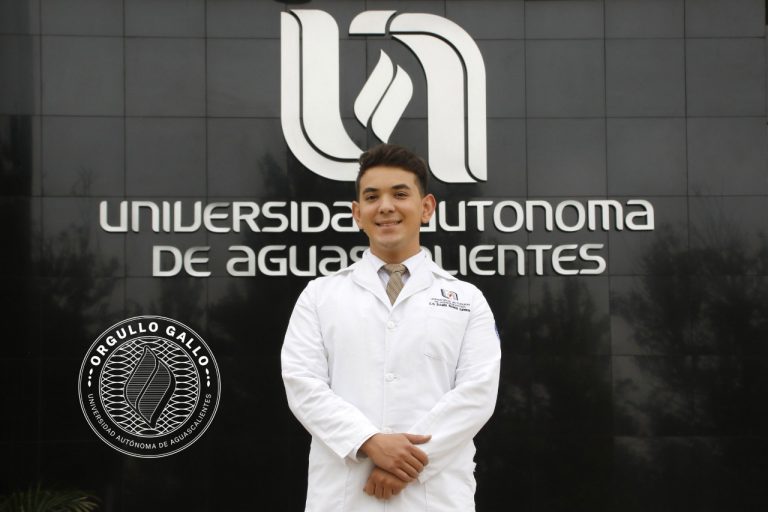 Osvaldo Gamboa, estudiante de excelencia de la Autónoma de Aguascalientes