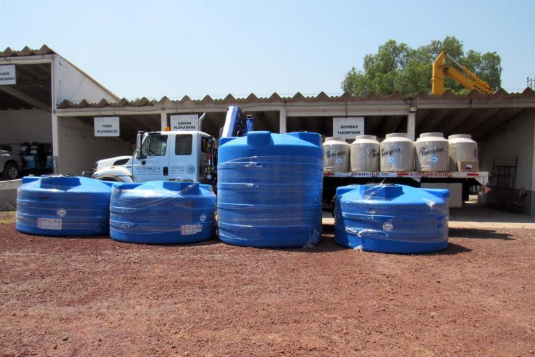 Con donaciones, refuerzan acciones para garantizar abasto de agua potable
