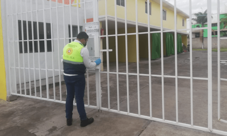 Santiago Nieto prepara golpe contra mafia de padrotes del Hotel Sagitario